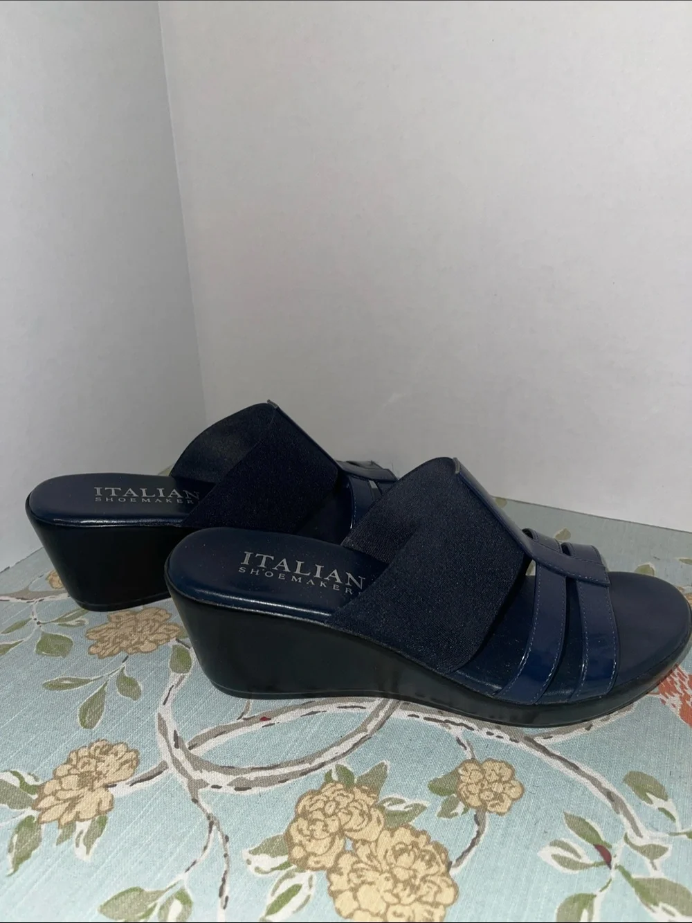 NWOT Italian Shoemakers Navy Patent & Matte High Heeled Slip-on Sandals